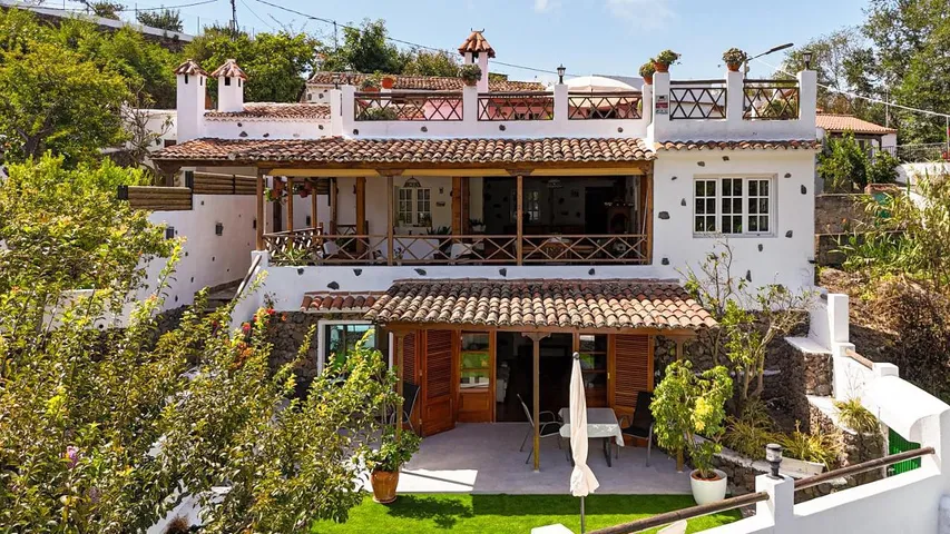 Chalet for 6 people, with view and garden - 1