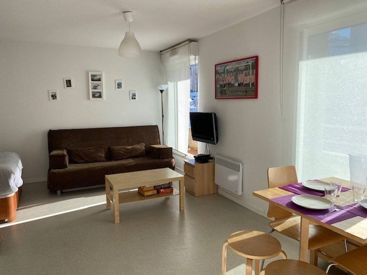 Entire studio, Comfortable studio for 4 in Arette, kitchenette, parking, ski locker in La Pierre Saint-Martin, Arette
