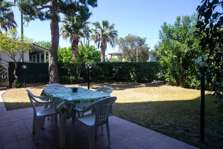 Apartamento entero, M105 - Marcelli, four-room apartment with garden 200 meters from the sea in Marcelli, Numana