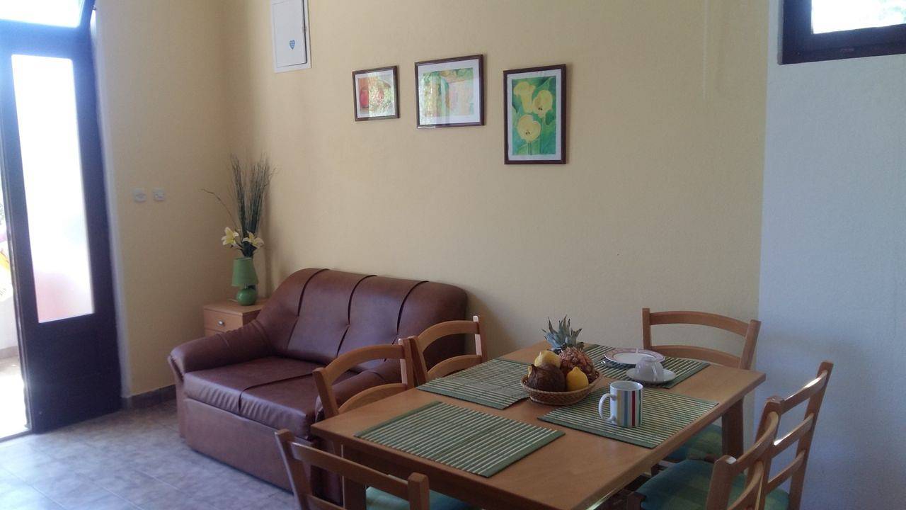 Ganze Ferienwohnung, Ferienwohnung für 4 Personen (46 m²) in Arbanija in Arbanija, Ciovo