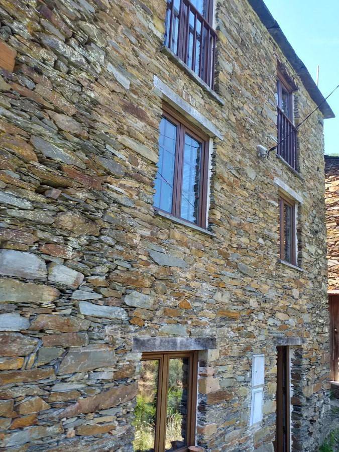 Casa de férias para 10 pessoas, com vista e terraço, com animais de estimação em Seia