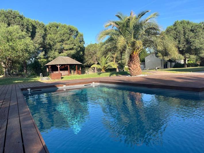 Appartement de vacances pour 2 personnes, avec Terrasse ainsi que Jardin et Piscine