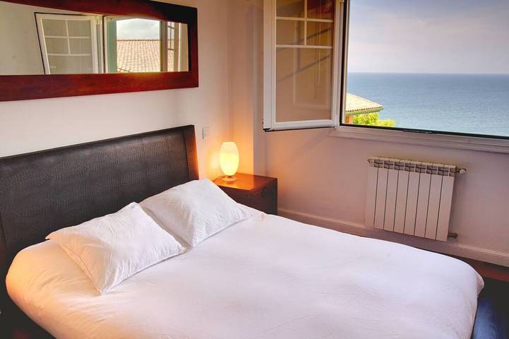 Villa La Perla de Sonabia-Kantabrien, neben dem Strand und dem Berg, wunderbar. in Playa de Oriñón (Castro-Urdiales), Castro-Urdiales