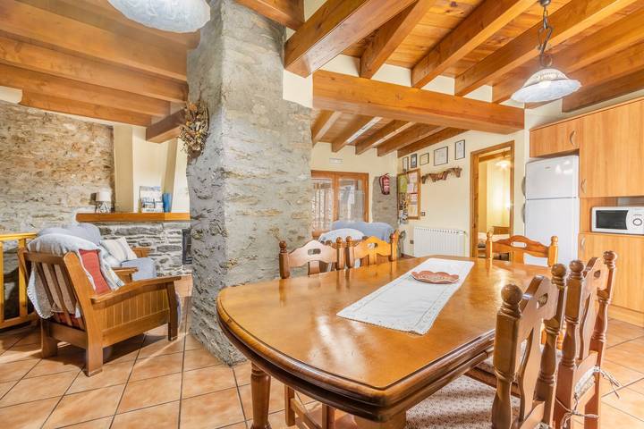 Casa rural para 10 personas, con Balcón en Provincia de Lleida - 4