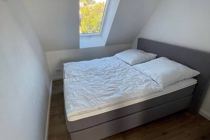 Ganze Wohnung, Haus Manitu - Appartement 1.Og/Fewo, Dusche, Bad, Wc, 2 Sz in Bad Segeberg, Kreis Segeberg