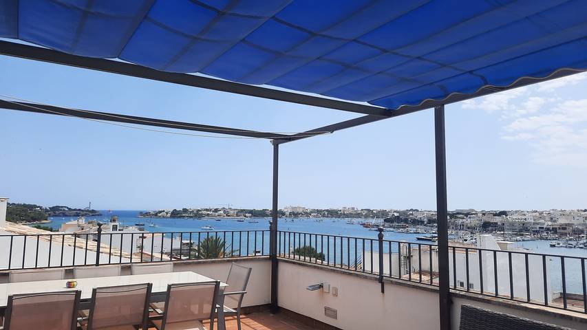 Casa de vacaciones para 10 personas, con Balcón y Piscina para niños en Portocolom