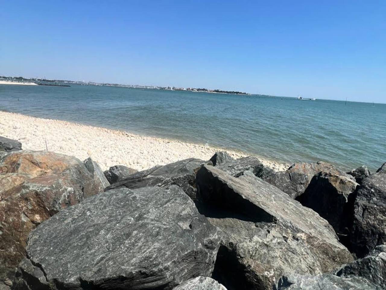 Vacation Rental for 4 Guests in La Rochelle, La Rochelle region