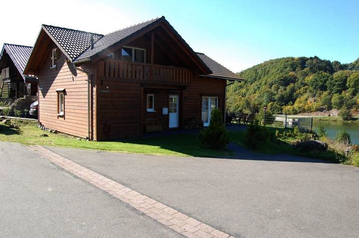 Location de vacances pour 9 personnes, avec vue et jardin ainsi que sauna et vue sur le lac, animaux acceptés dans Mendig - 4