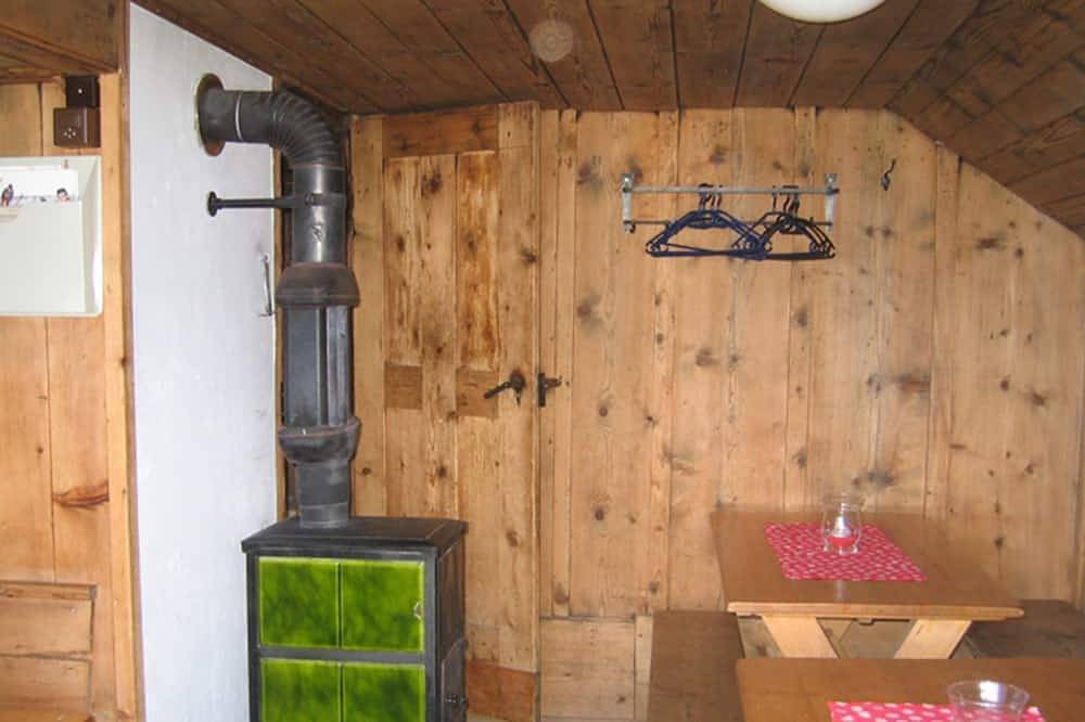 Ganze Wohnung, Chrüterhütte, (Flumserberg Tannenboden) in Flumserberg, Flums