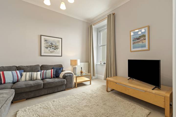 Apartamento inteiro, Tenby Sea View - South Beach - Elevated Views in Tenby, Pembrokeshire