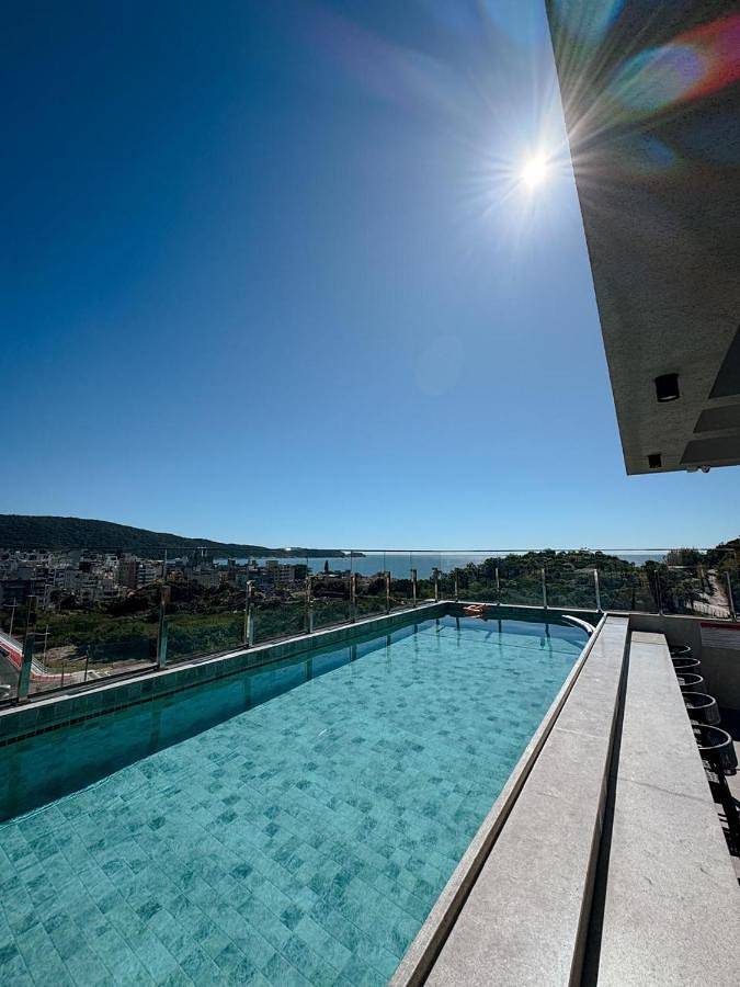 Appartement de vacances pour 4 personnes, avec jacuzzi ainsi que piscine et balcon - 1