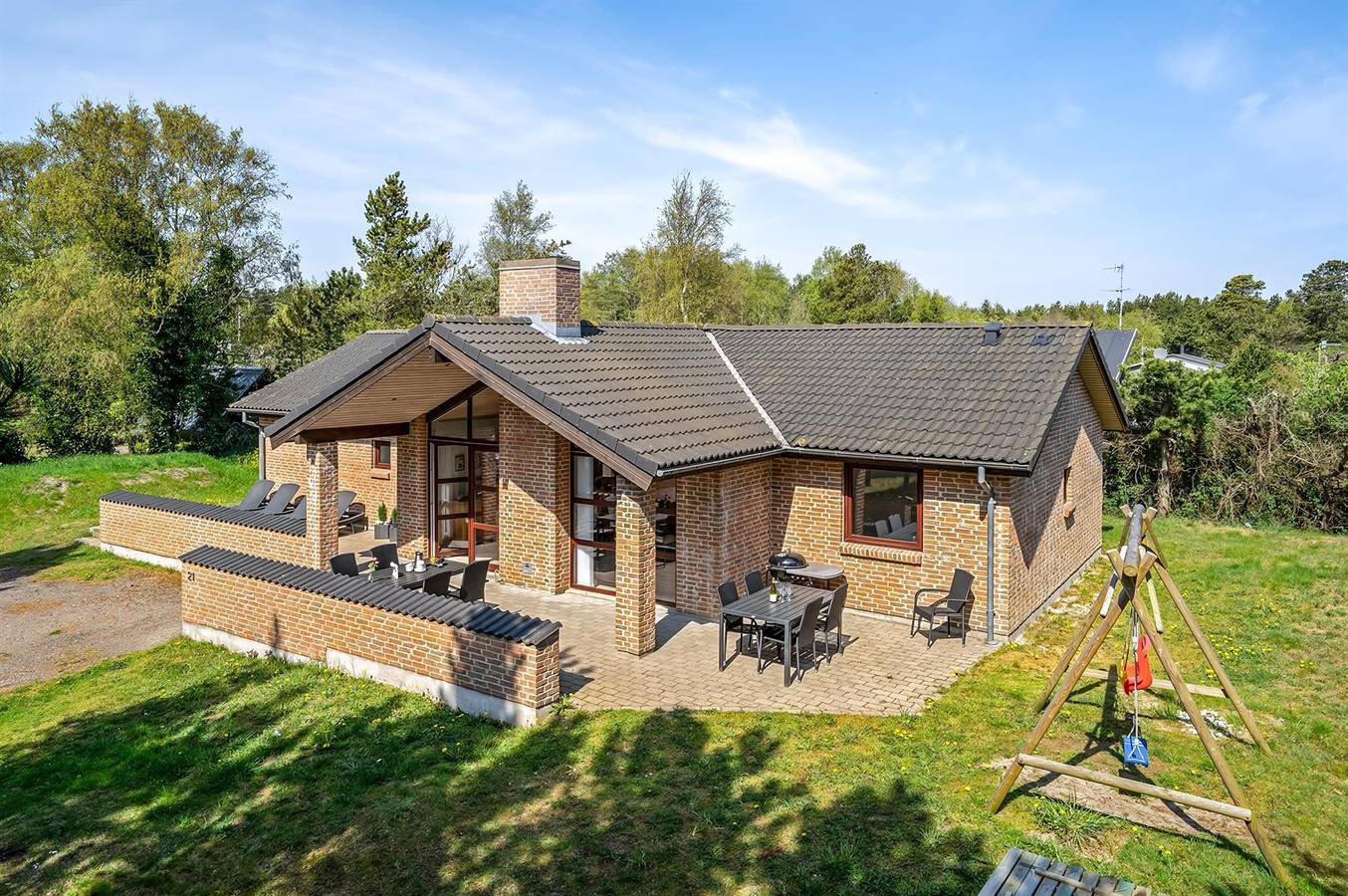 Awesome home in Sæby w/ 3 Bedrooms, Indoor swimming pool and Sauna in Sæby, Nordostjütland