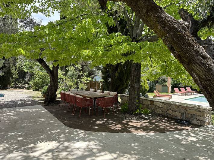 Gîte pour 10 personnes, avec Piscine à Bargemon