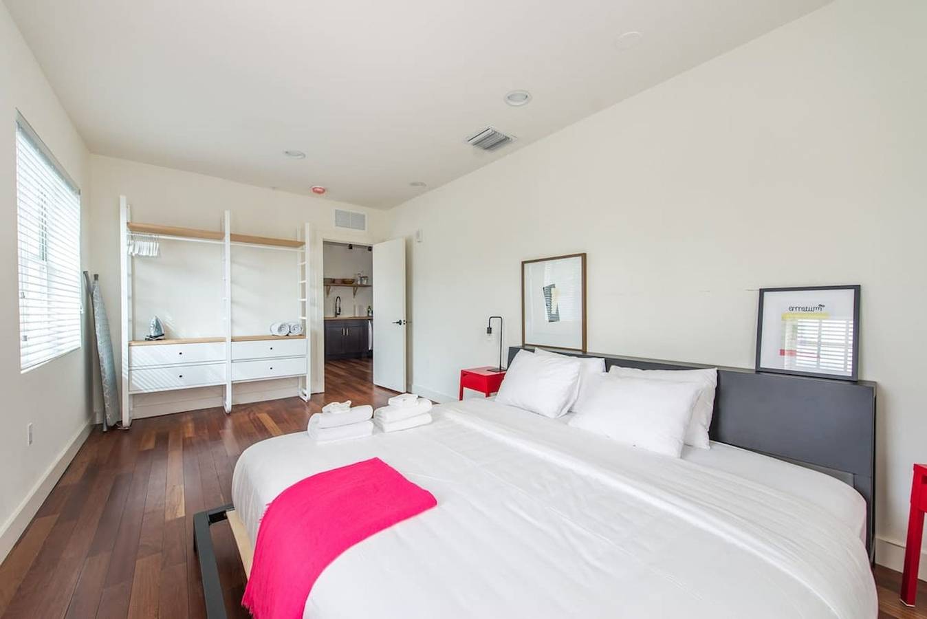 Hel lejlighed, 3 Bedrooms I Sleeps 8 I Best Value in South Beach in South Beach, Miami Beach