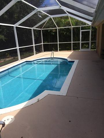 Vacation Home for 6 Guests in Cape Coral, Southwest Florida, Picture 2