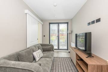 Glamping for 2 People in Leeds, West Yorkshire, Photo 2