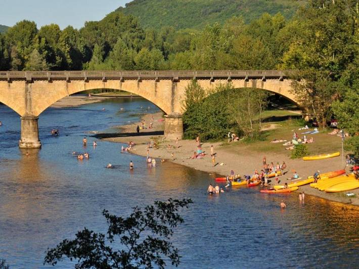 Location de vacances pour 6 personnes, avec jardin et terrasse à Sainte-Mondane - 3