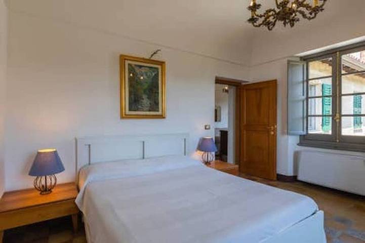 Ferienwohnung für 4 Personen, mit Pool und Garten in Savona - 2