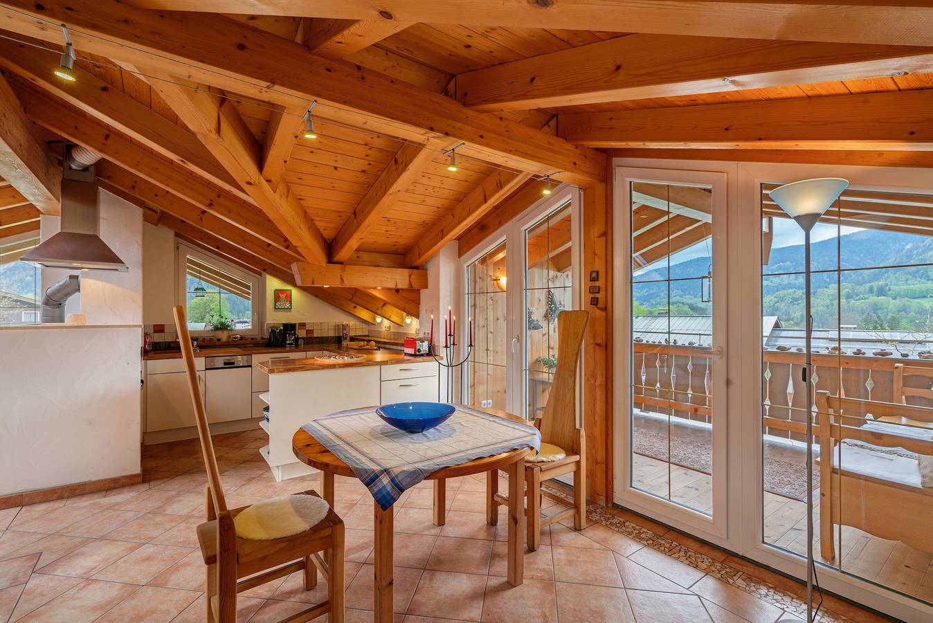 Entire apartment, Holiday Apartment "Oberschönauer Bergblick" with Mountain View and Balcony in Schönau (Koenigssee), Berchtesgarden Alps