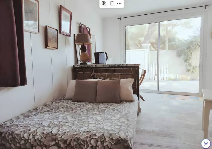 Location de vacances pour 3 personnes, avec jardin à La Seyne-sur-Mer