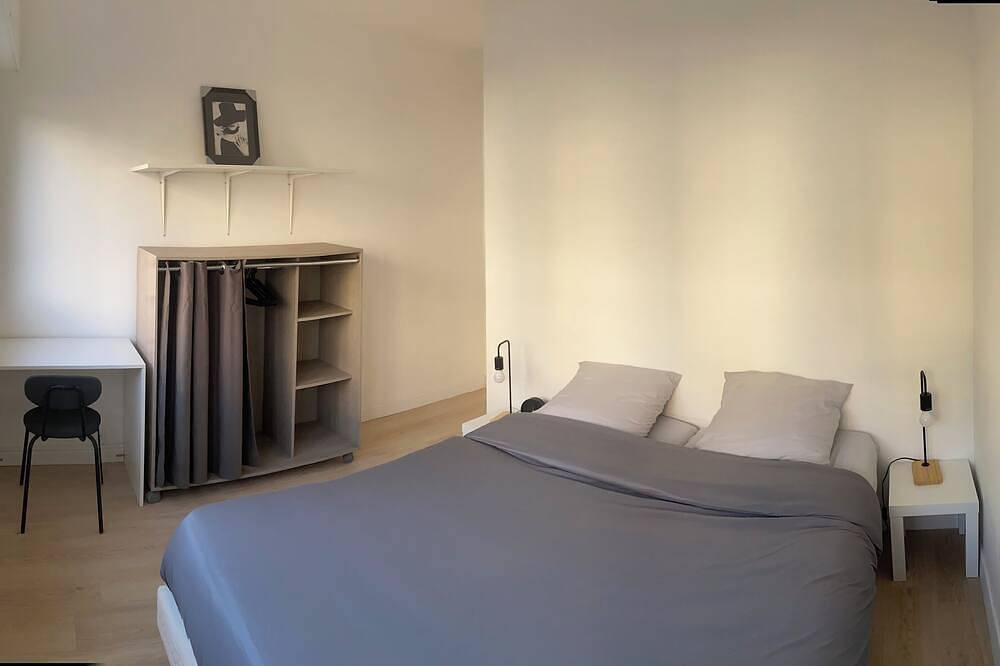 Apartamento entero, Modern apartment with 4 bedrooms 2 bathrooms in Saint-Herblain, Nantes region