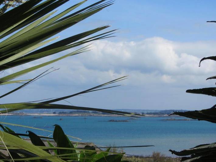 Gîte pour 2 personnes, avec vue et jardin dans Plage Traon Nevez Plouezoc H