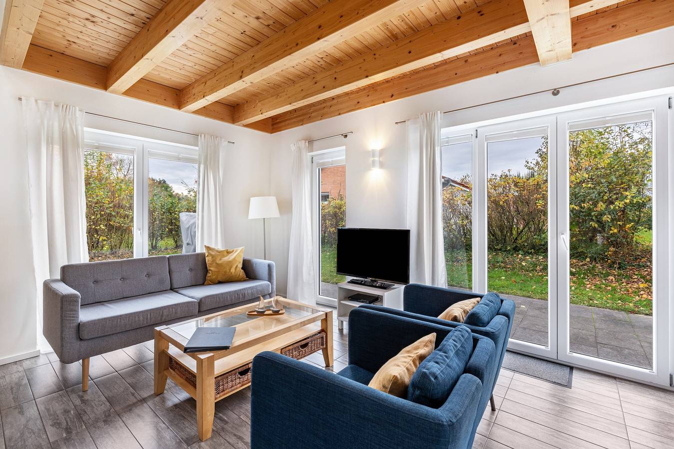 Ferienhaus 'Wildrosenhaus' mit Meerblick, privater Terrasse und Wlan in Kosel, Rendsburg-Eckernförde