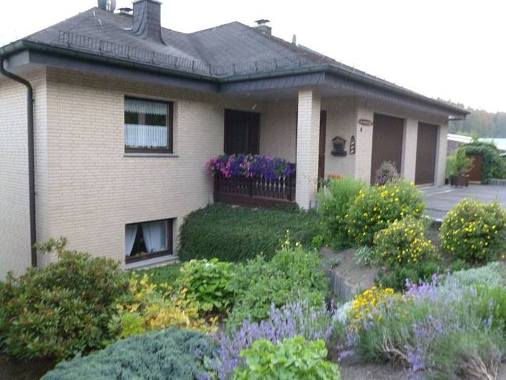 Ferienhaus für 4 Personen, mit Terrasse und Garten in Udler