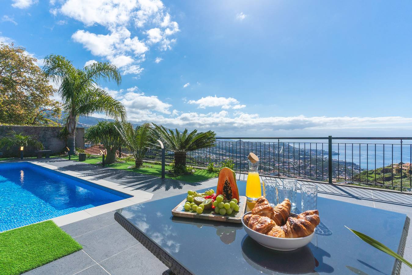 Palm Paradise Villa in Câmara de Lobos, Madeira