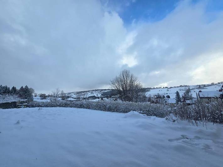 Gîte pour 4 personnes, avec vue et terrasse à Longevilles-Mont-d'Or - 2