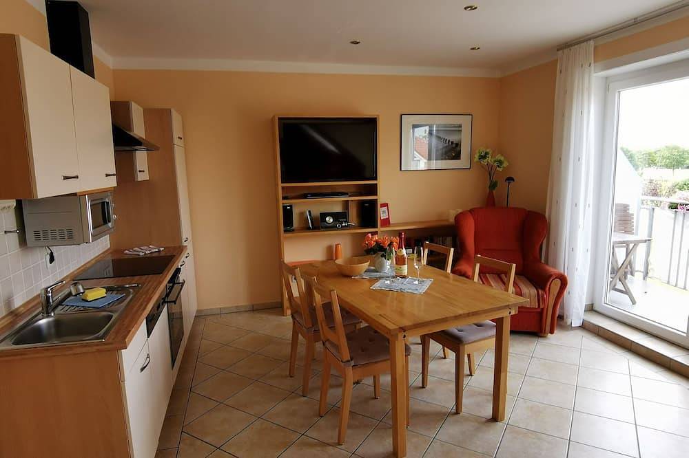 Ganze Wohnung, Ferienwohnung \"Sonne\" mit Achterwasserblick für 4 Pers.,1 Aufbettung mgl. in Ückeritz, Bernsteinbäder