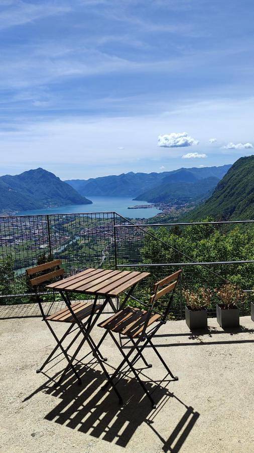 Maison d’hôte pour 2 personnes, avec vue ainsi que vue sur le lac et jardin