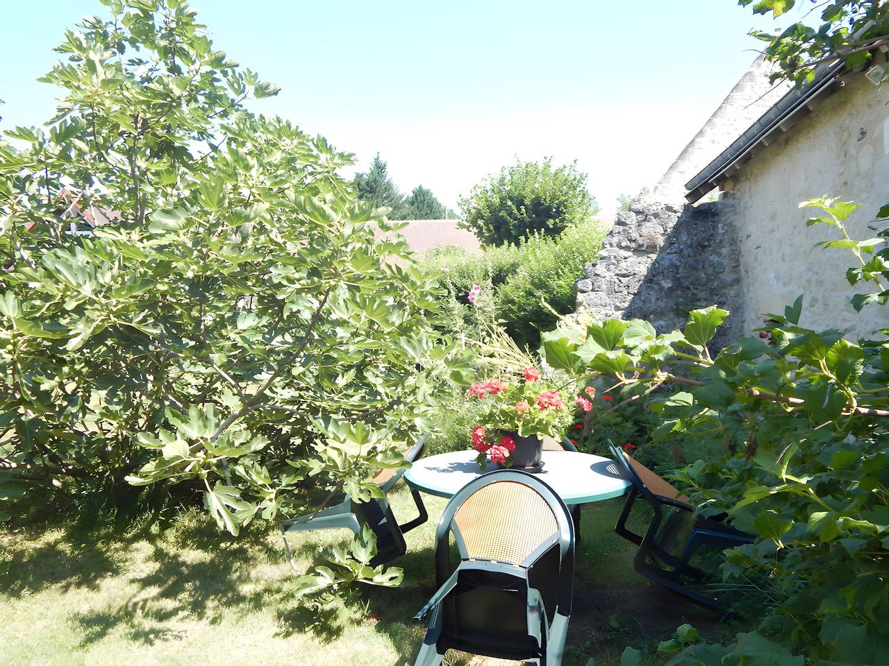 Gîte Circé – Schloss La Bourdaisière: Komfortables Ferienhaus mit Garten in Montlouis-sur-Loire, Tours und Umgebung