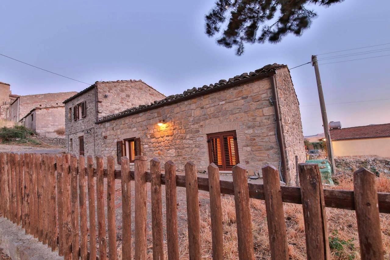 Two-Bedroom House in Castellana Sicula, Provincia di Palermo