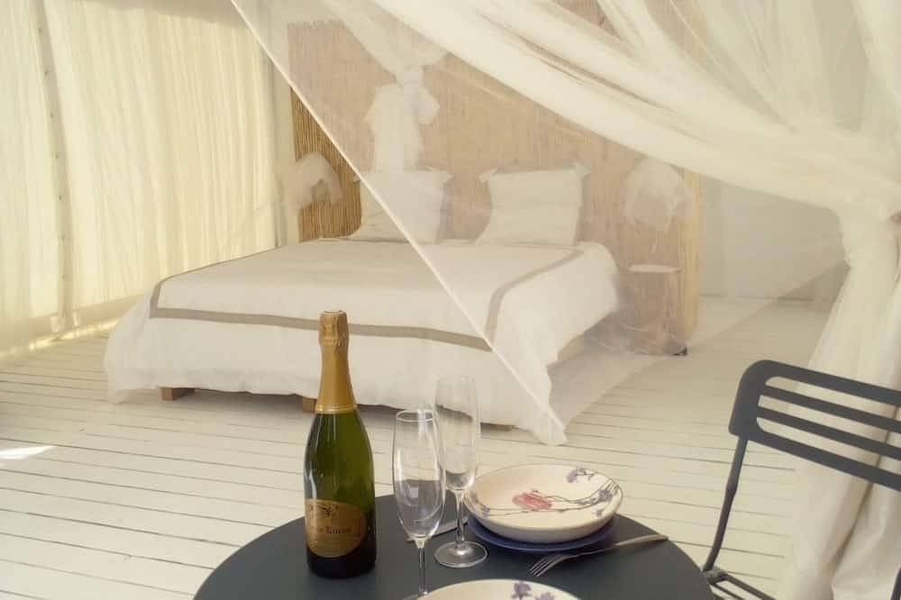 Glamping at Seraphin - Seminyak in Navacelles, Région d'Alès