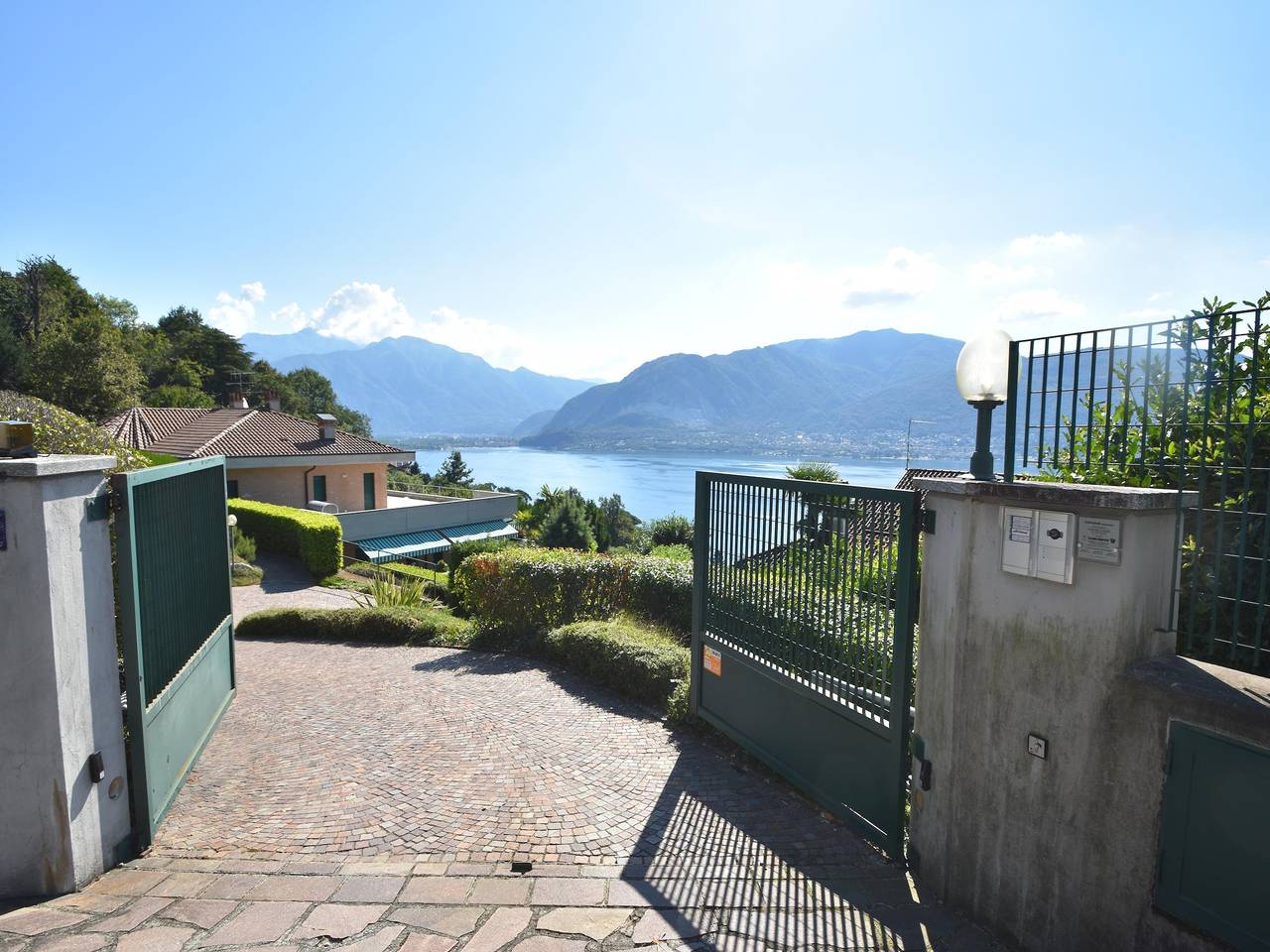 Ganze Wohnung, Wohnung in Verbania am See und Inseln in Verbania, Comune di Verbania