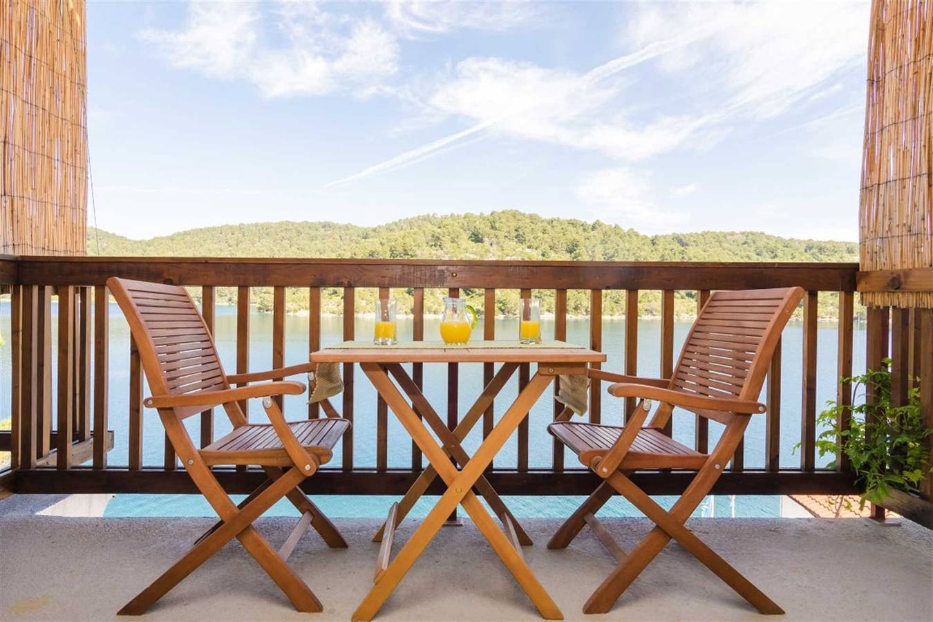 Ganze Wohnung, Jugo Apartment mit 1 Schlafzimmer, Balkon und Meerblick in Mljet