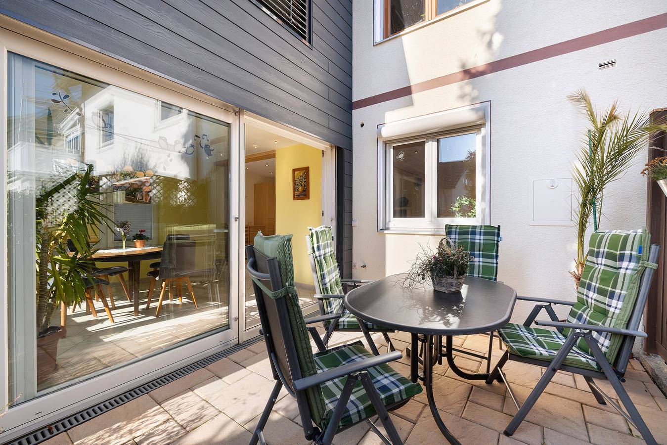 Ganze Wohnung, Ferienwohnung 'Cathleen Bohnert' mit Bergblick, privater Terrasse und Wi-Fi in Lindau, Bayerisch Schwaben