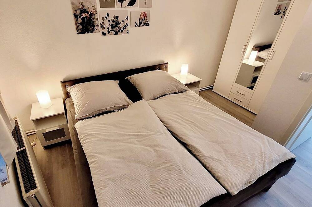 Ganze Wohnung, Ferienwohnung Berlin-Karow -ruhig gelegen & schnell imzentrum in Berlin Karow, Berlin