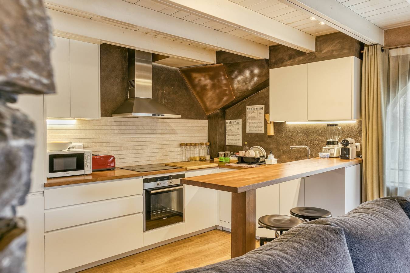 Appartement 'Comanegra' met Uitzicht op de Bergen, Wifi en Airconditioning, foto 11