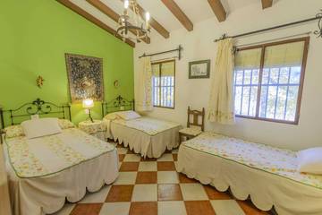 Casa Rural para 17 Personas en Carcabuey, Sierras Subbéticas, Foto 3
