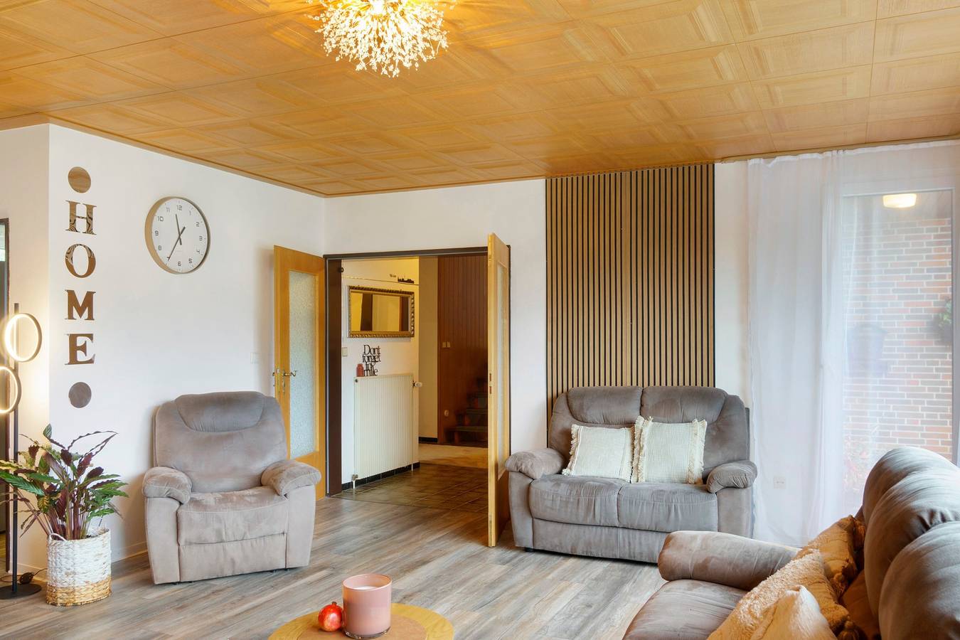 Holiday Home 'Küstenglück' with Private Terrace, Shared Garden and Wi-Fi in Wilhelmshaven, Nordseeküste