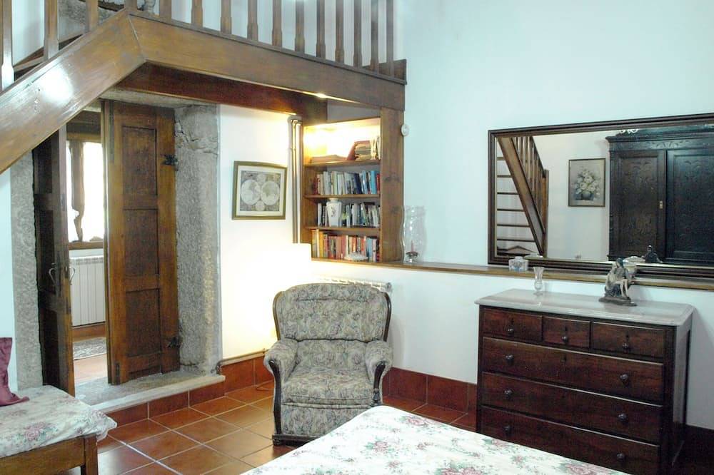 Belle maison V3 rustique avec piscine dans un endroit très calme et réconfortant in Barqueiros, District de Braga