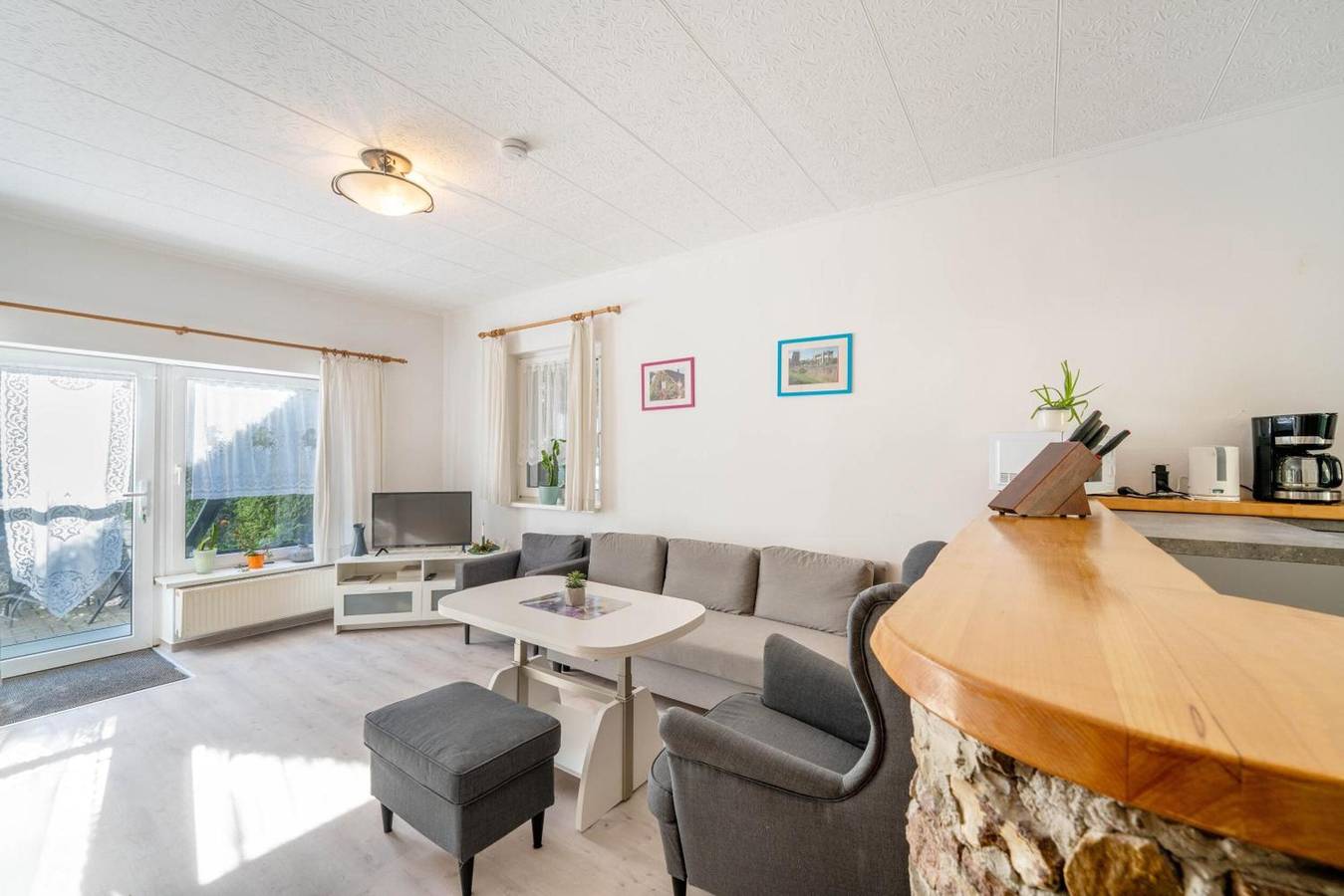 Ganze Wohnung, Apartment 'Behling 2 mit Terasse' mit Garten und Wlan in Liepe, Britzer Platte