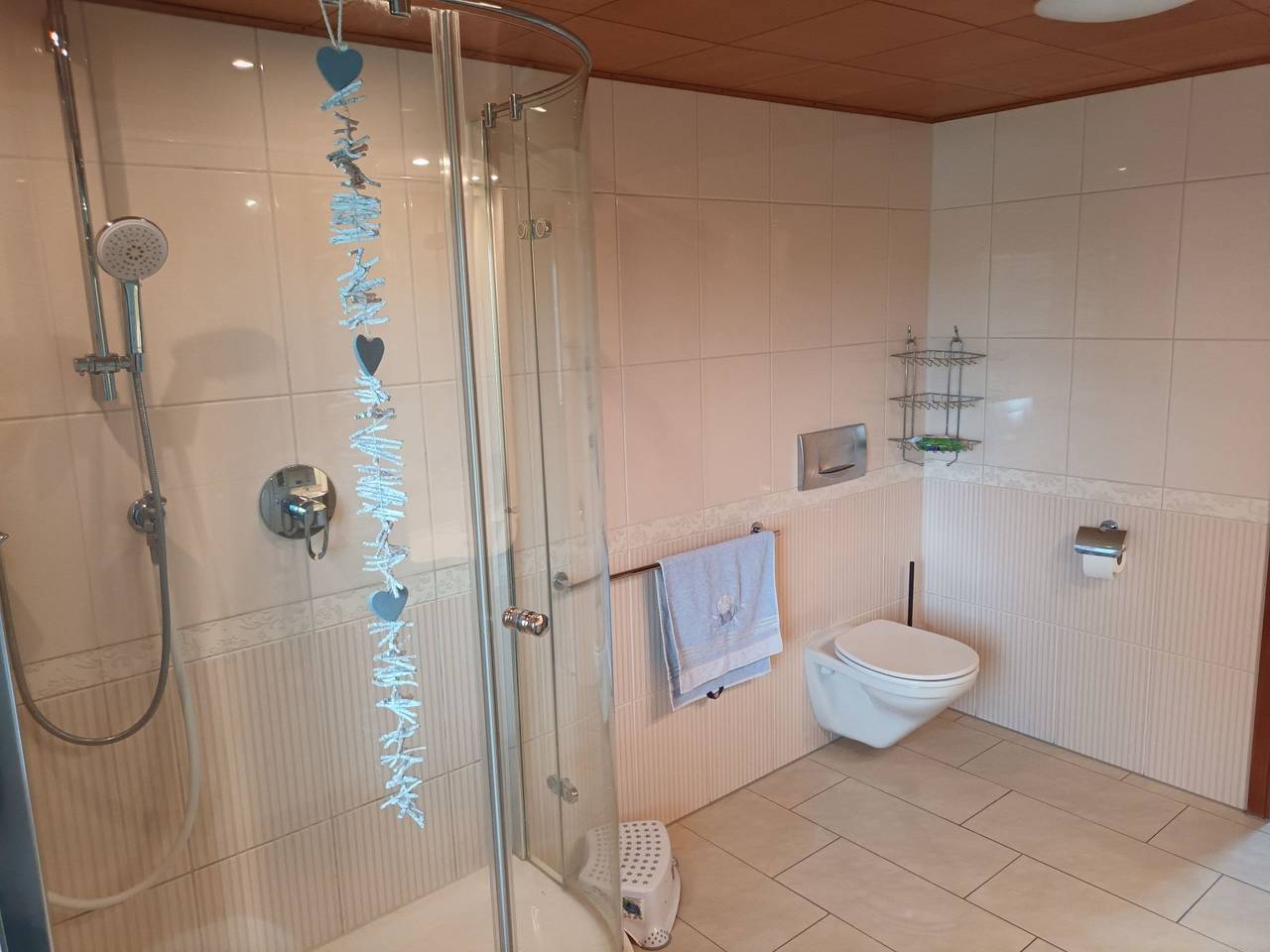 Ganze Wohnung, 3 Zimmer 1. Og 100qm in Tangstedt, Kreis Stormarn