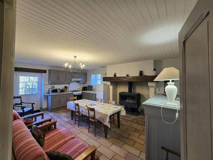 Location de vacances pour 5 personnes, avec jardin à Mensignac - 2