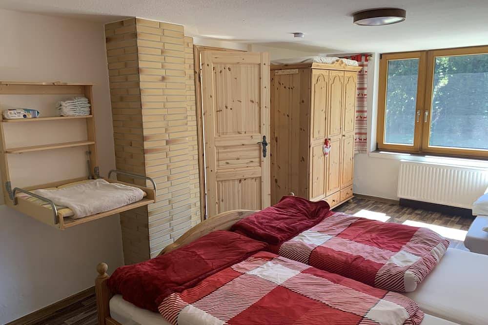 Ferienhäuschen in ruhiger Lage für Naturliebhaber (4 Personen) in Stützerbach, Rennsteig