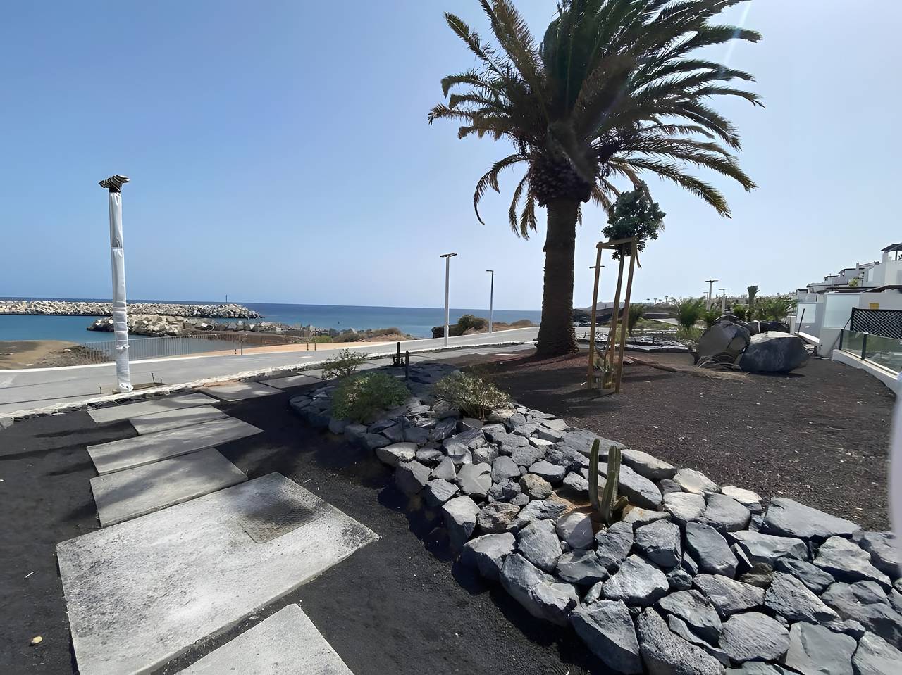 Entire apartment, Vacation Apartment 'Libra Amarilla Golf' with Sea View, Shared Pool and Wi-Fi in Las Adelfas, Amarilla Golf