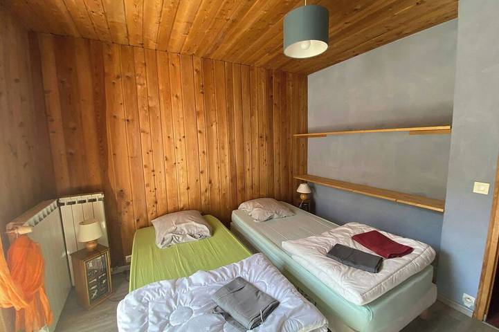 Chambre d’hôte pour 6 personnes, avec terrasse à Molines-en-Queyras - 2