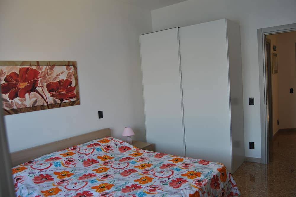 Ganze Wohnung, Ferienhaus / Villa - Malcesinekomfortgebäude in Cassone di Malcesine, Malcesine